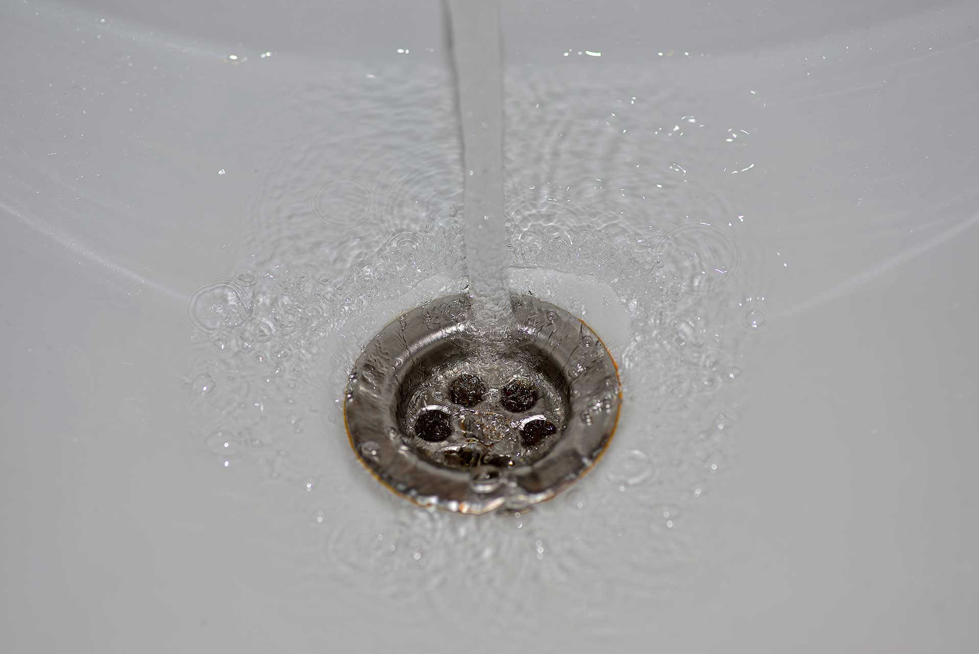 A2B Drains provides services to unblock blocked sinks and drains for properties in Arbroath.